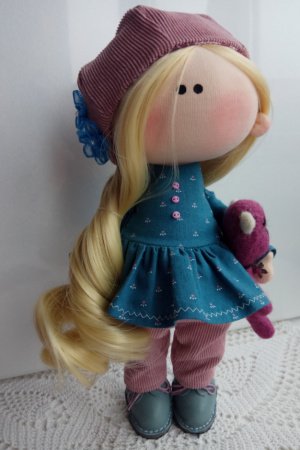 Работа Кукла в беретике