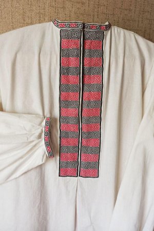 Робота Чоловіча вишита сорочка