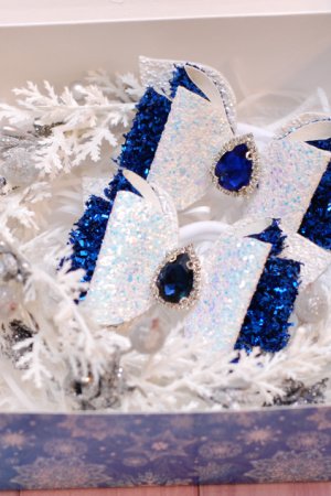 Робота Новорічний набір прикрас (обруч та банти)