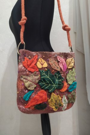 Робота Яскрава осіння сумочка