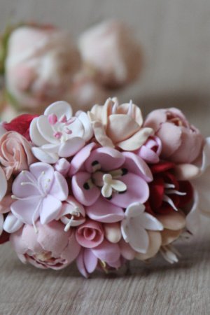 Робота Обруч для волосся з квітами ручної роботи "Квіткова феєрія"