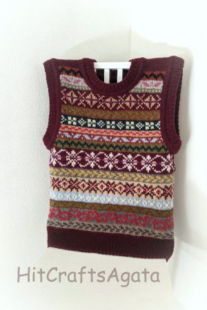 Работа Безрукавка жаккардовая спицами