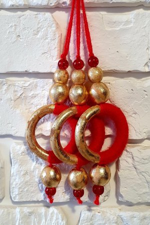 Робота Новорічні прикраси кільця червоні з позолотою