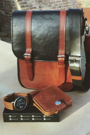 Работа Кожаный набор сумка+ портмоне+ремень часовой