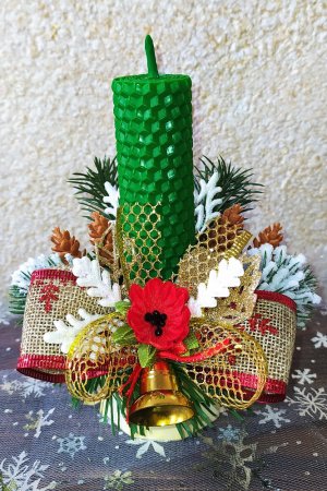 Работа НОВОГОДНЯЯ КОМПОЗИЦИЯ СО СВЕЧЬЮ ИЗ ВОЩИНЫ (07)