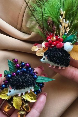 Робота Брошки їжачки