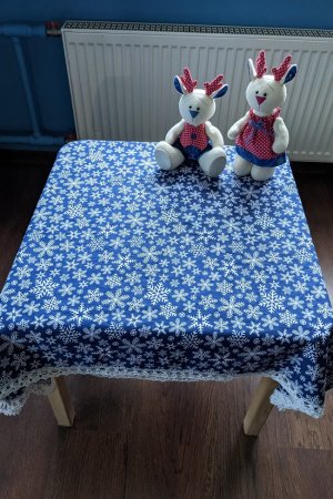 Робота Новорічна серветка скатертина "Сніжинки"