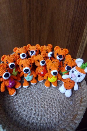 Работа тигруля брелок