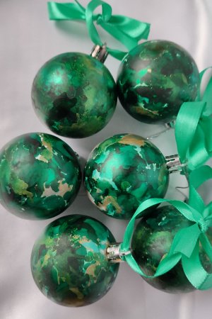 Робота ялинковий декор