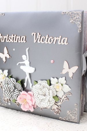 Робота Дитячий скрапальб для дівчинки на 1 рік