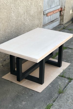 Работа Журнальный столик (авторская работа)