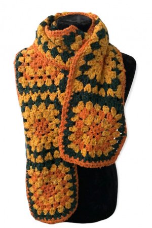 Работа Шарф “Яркая зима»