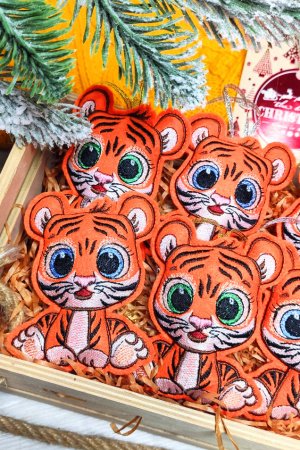 Робота Тигр-символ 2022року