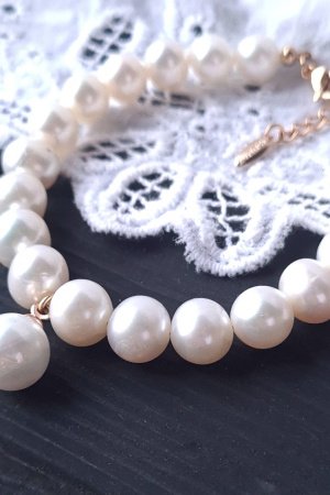 Робота Браслет з натуральних перлів високого класу у позолоті