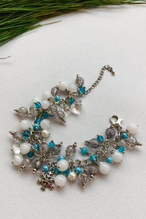 Робота Зимній браслет зі сніжинкою