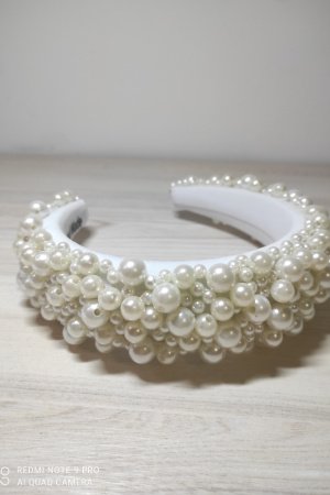 Работа Обруч с жемчугом