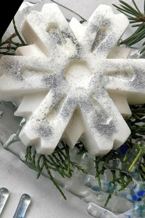 Работа Мило-снежинка