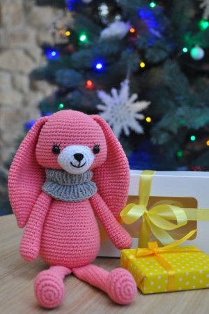 Работа Розовый зайчонок – игрушка для ребенка – подарок на Новый год