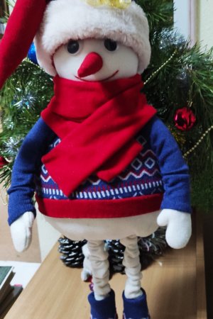 Робота Сніговик на ніжках