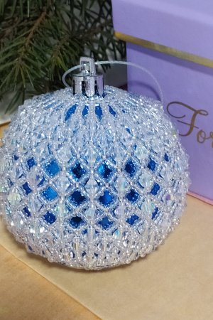 Робота Новорічна іграшка блакитний кришталь