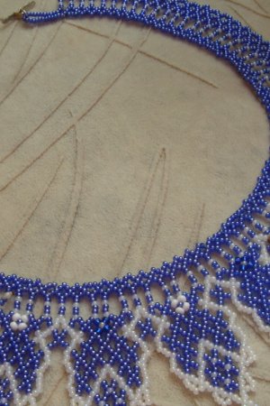 Работа Ажурное колье из бисера в зимних оттенках