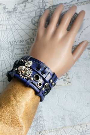 Робота шкіряний браслет 76