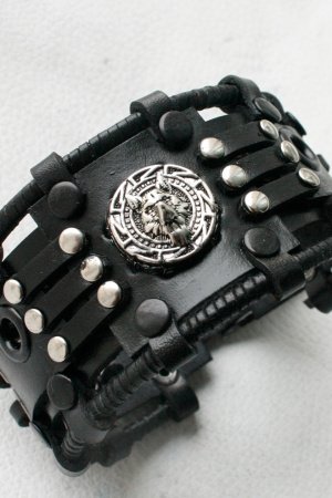 Робота шкіряний браслет вовк 4