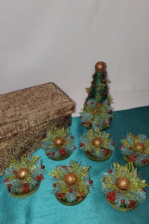 Робота Новорічний подарунок у коробці