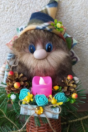 Работа Домовой в сапожке