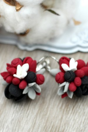 Робота Червоні сережки з квітами "Готика"