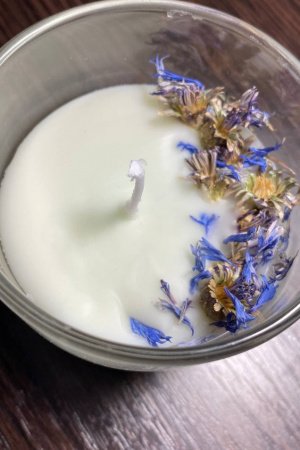 Робота Воскова свічка із сухоцвітами у скляній банці