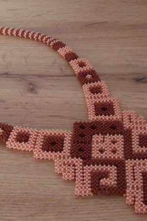 Робота кольє "Геометрія"