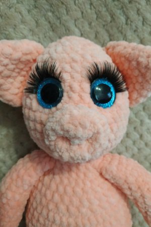 Работа Свинка амигуруми