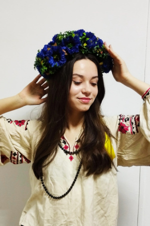 Работа Венок с васильками