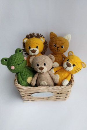 Работа игрушки животные: лягушка, тигрик, котик, лев, мишка