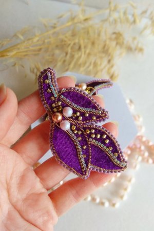 Работа Брошь Ветка из бархата