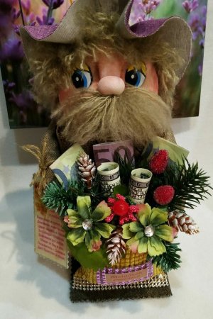 Работа Домовёнок с мешочком счастья оберег для дома