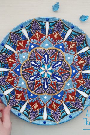 Работа тарелка декоративная 2