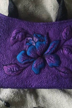Работа Сумка с вышивкой из плащевки