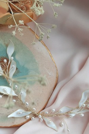 Работа Нежная веточка из витрали