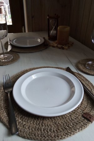 Робота Підставки під тарілки