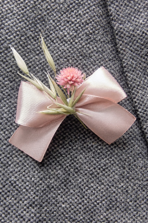 Работа Бутоньерки для гостей, бутоньерки с сухоцветами