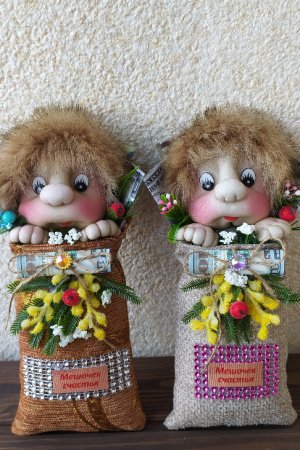 Работа Домовёнок ( магнит + петелька)