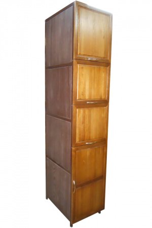 Работа Шкаф с металлической рамой