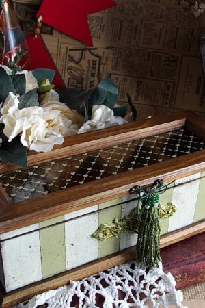 Робота Велика скринька для прикрас