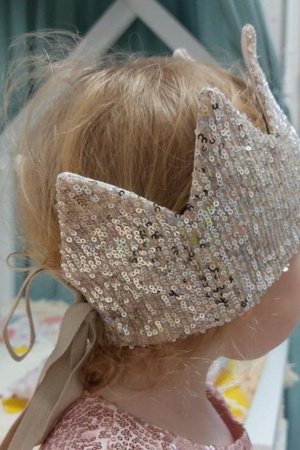 Работа Аксессуар для девочки: корона