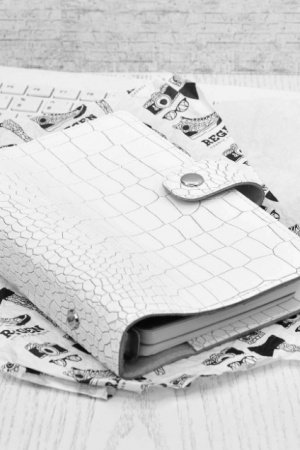 Работа Кожаный планер / блокнот. Белый Крок (Personal)