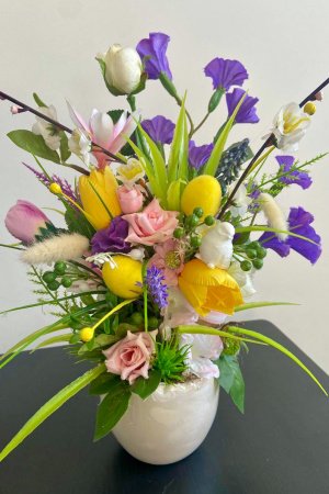 Работа Весенняя композиция