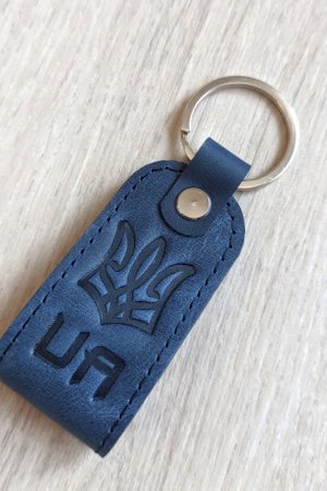 Работа Сувенир брелок на ключи герб Украины
