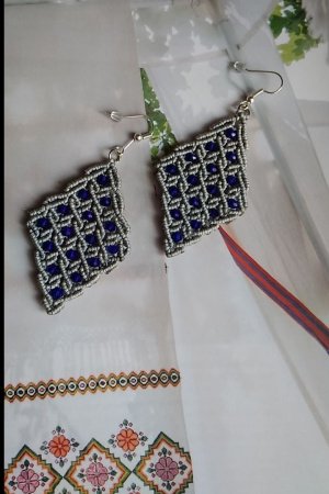 Робота Плетені сірі геометричні сережки